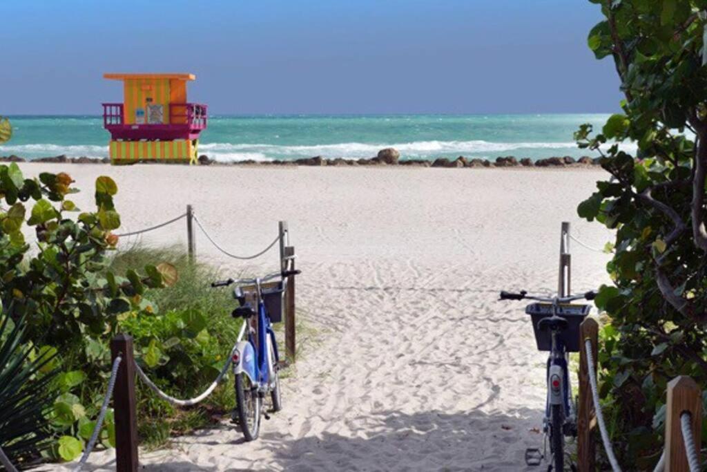 Apartment Right On The Beach! ميامي بيتش المظهر الخارجي الصورة