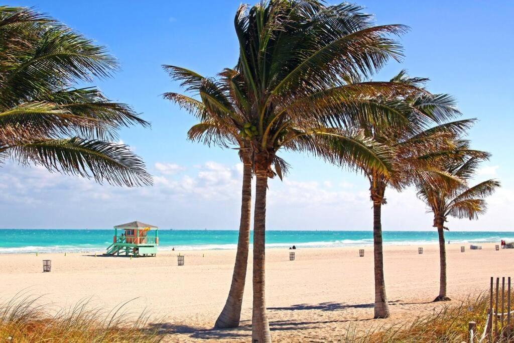 Apartment Right On The Beach! ميامي بيتش المظهر الخارجي الصورة